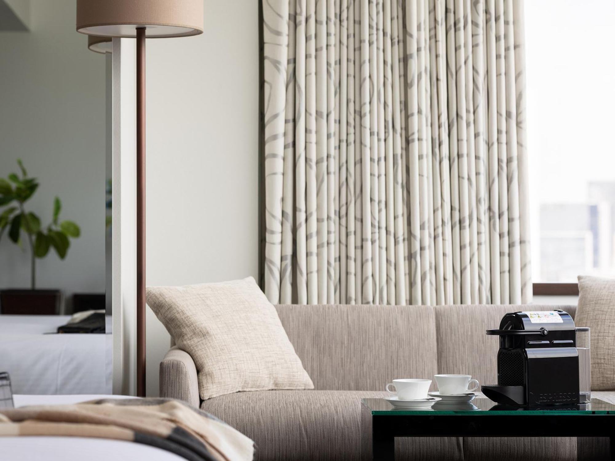 โรงแรม โรงแรมเดอะ เซเลสไตน์ ชิบะ 4*